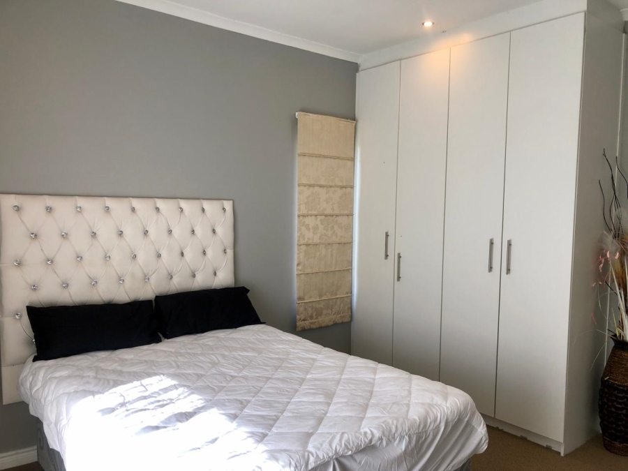 4 Bedroom Property for Sale in Parklands North Western Cape